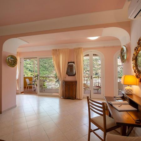 Appartamento Casa Le Terrazze Positano Esterno foto