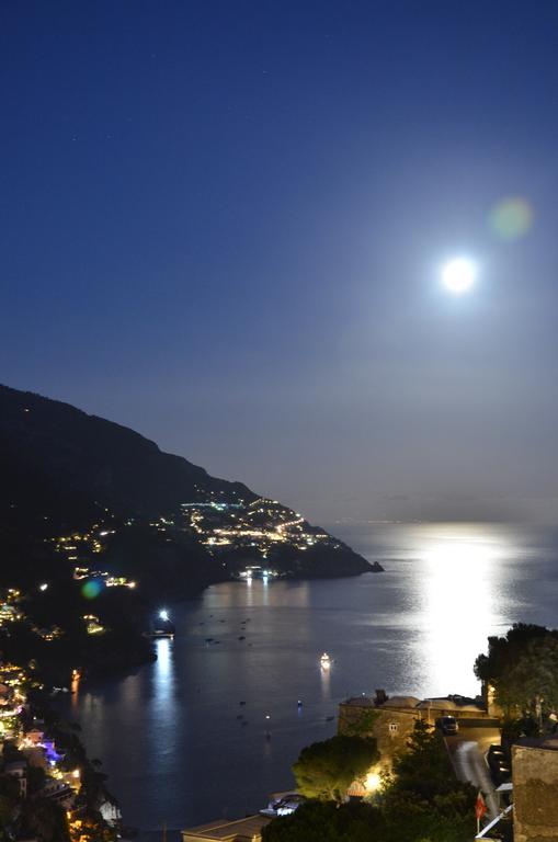 Appartamento Casa Le Terrazze Positano Camera foto