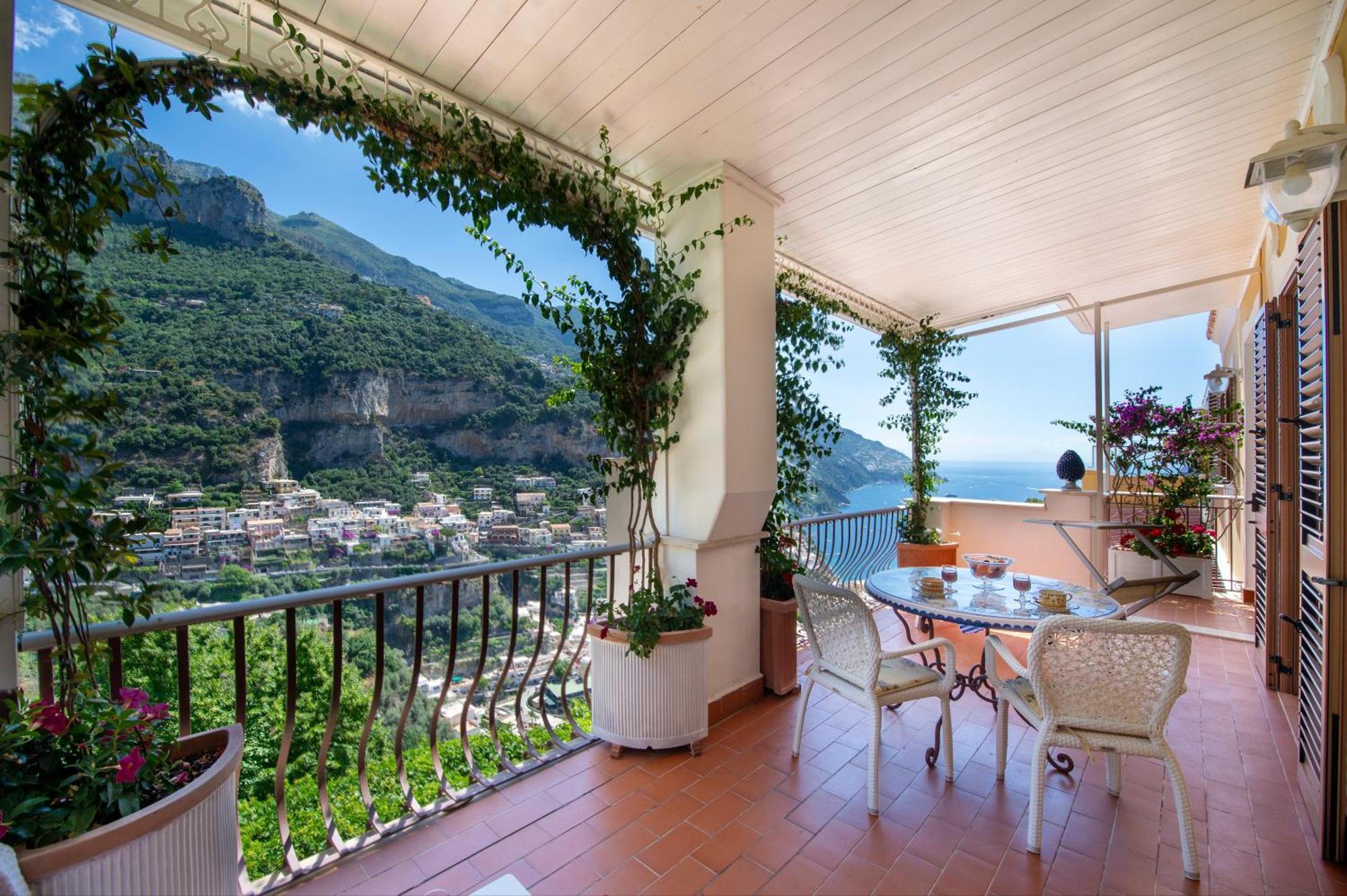 Appartamento Casa Le Terrazze Positano Esterno foto