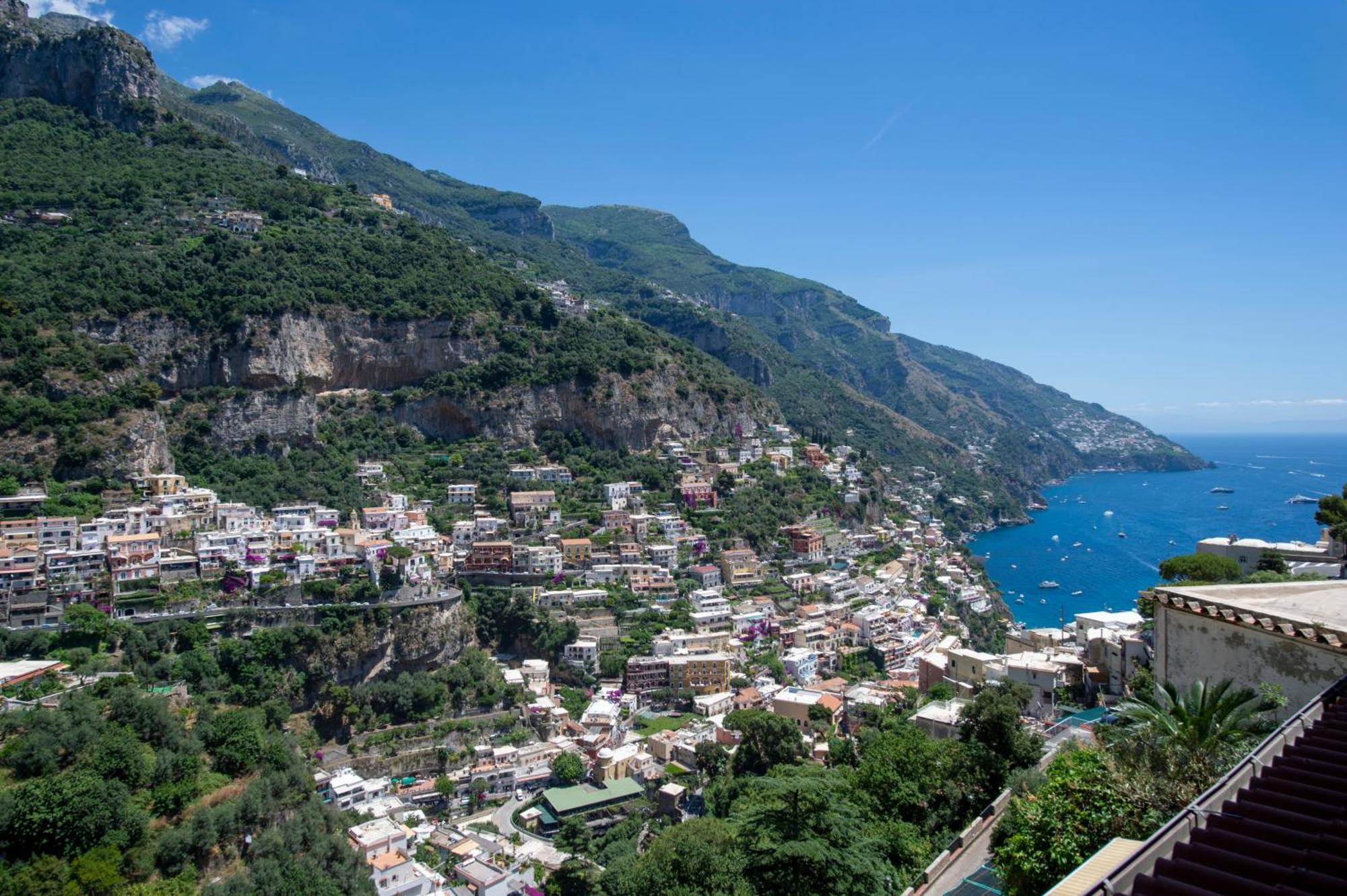 Appartamento Casa Le Terrazze Positano Esterno foto