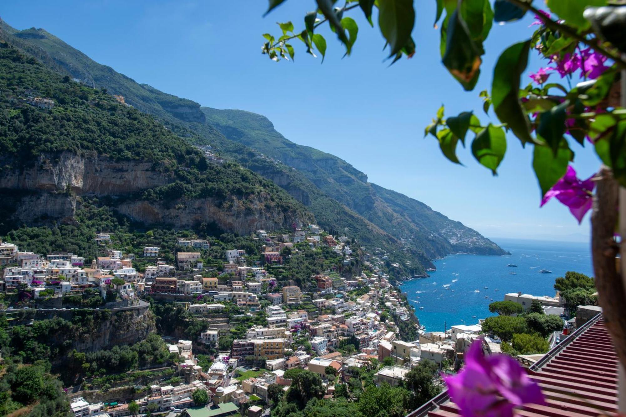 Appartamento Casa Le Terrazze Positano Esterno foto