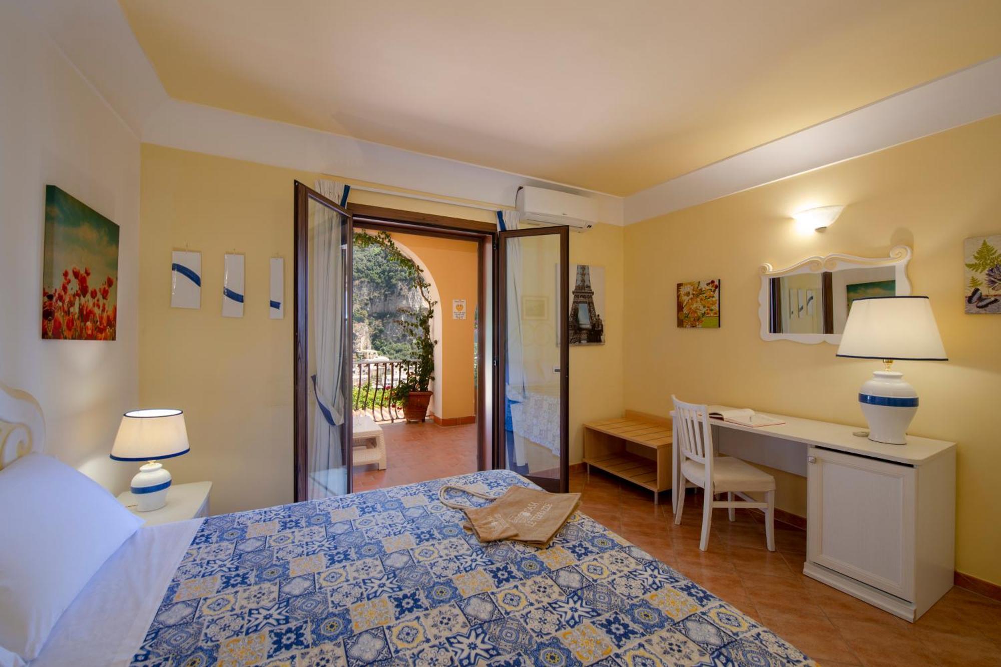 Appartamento Casa Le Terrazze Positano Esterno foto