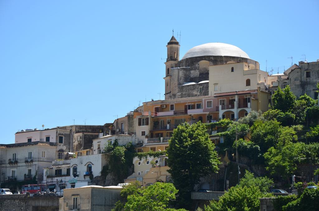 Appartamento Casa Le Terrazze Positano Esterno foto